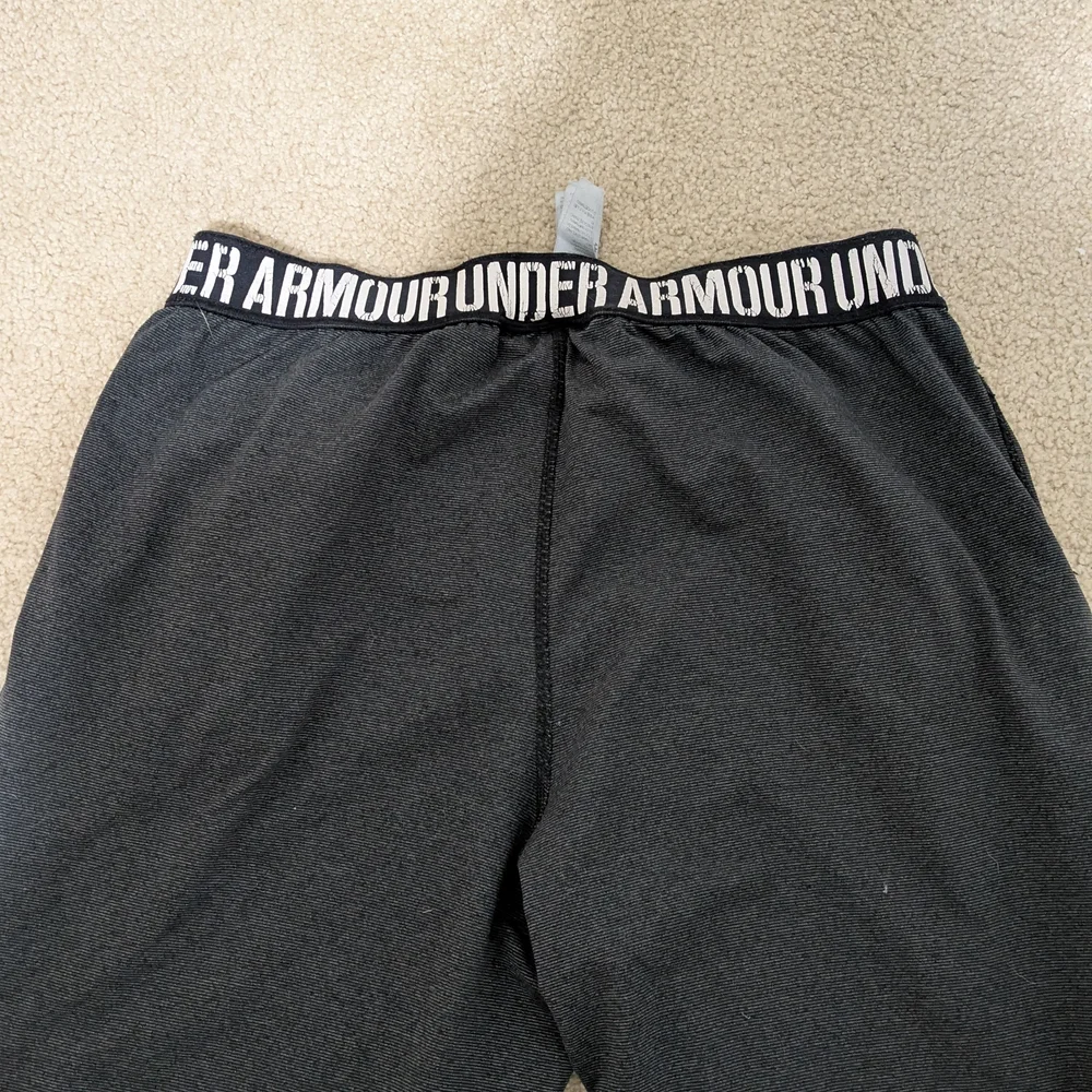 ✨3/$20✨ Under Armour Black Joggers Sweatpants - Picture 3 of 4
